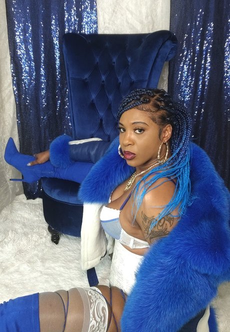 Ms Luscious Nights high quality pornstar picture