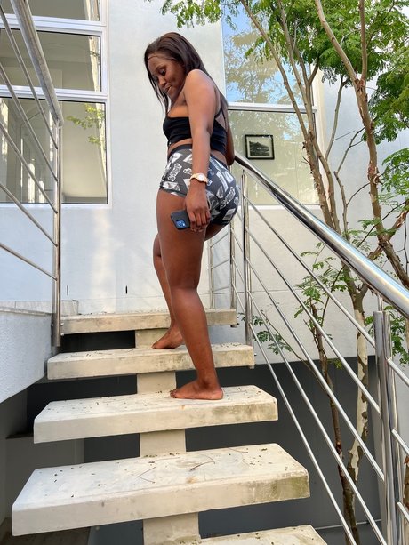 MsBrwwn pornstar nice pic