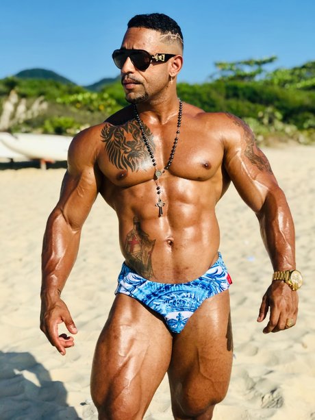 MR X11 MUSCLE GOD free pornstar images