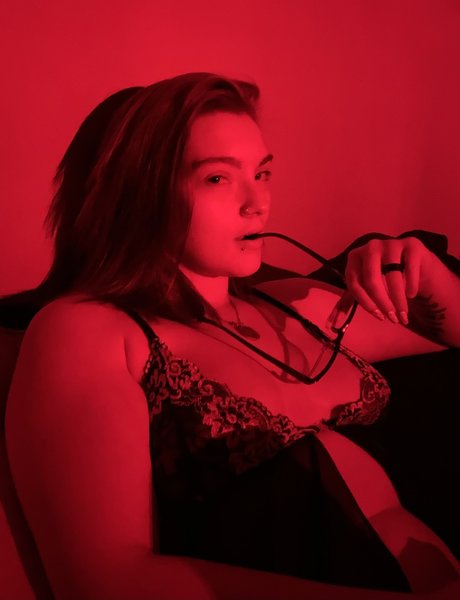 River Rain xxx pornstar archive