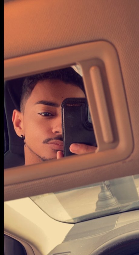 Nico_ model top images