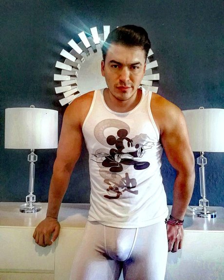 _ngel Salas free model image