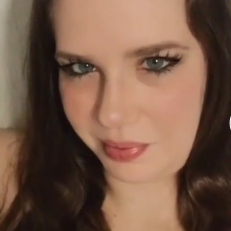 Natural Mom Bod xxx pornstar archive