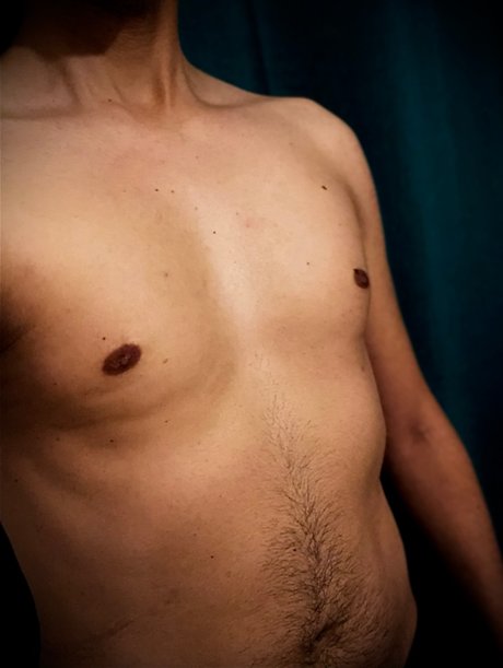 Natural Latino model free images