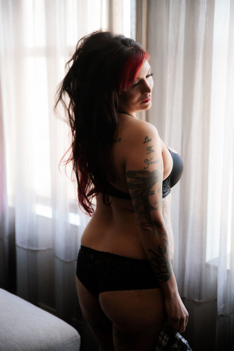 NativeQueen9120 pornstar adult img