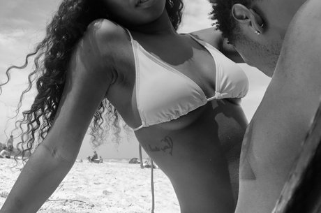 HottieThotty erotic pornstar picture