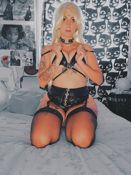 NanaGamer hot star photo