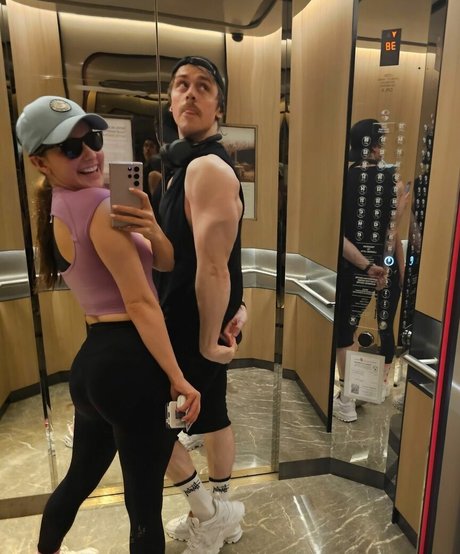 Loserfruit high quality pornstar image