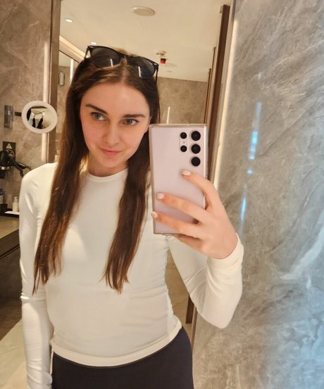 Loserfruit xxx model archive