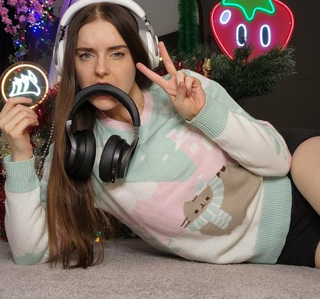 yoga onlyfans porn image