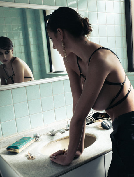 gay onlyfans naked images