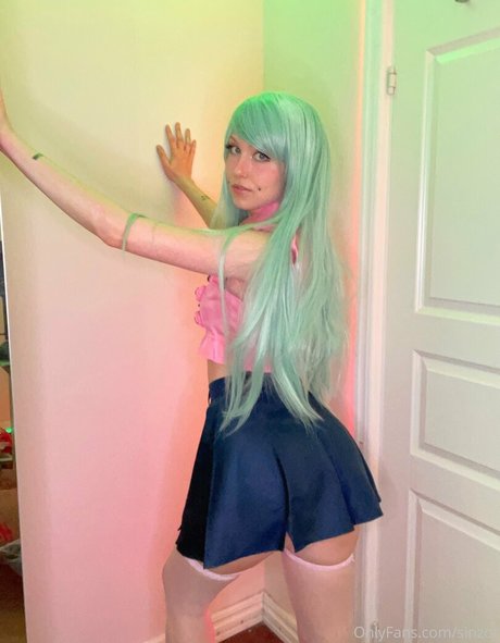 sinzor star hot pics