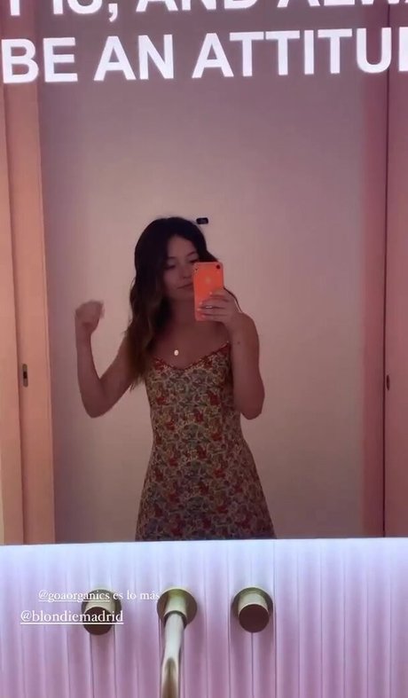 Anna Castillo star hot pic