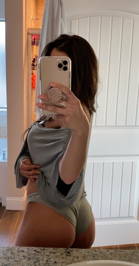 emmadalio hot model img