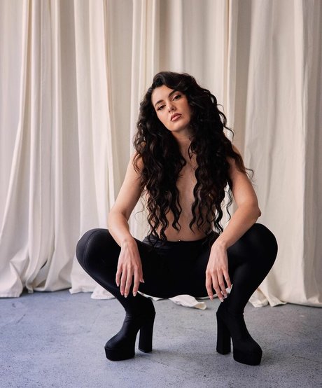 asian twink onlyfans adult image