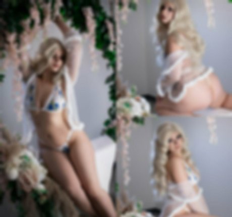 cos sweetie pornstar naked picture