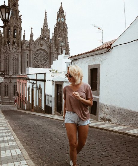 Catha23 model high quality images