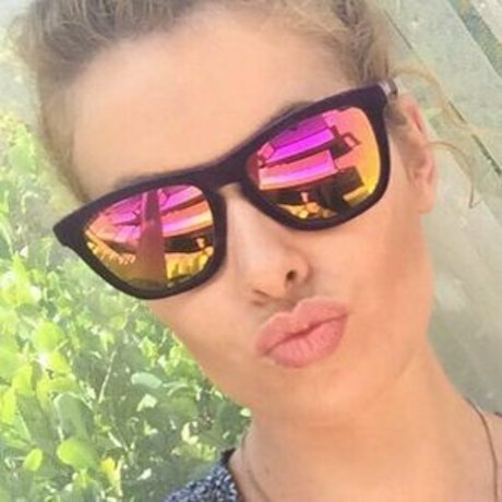 Adriana Abenia star sexy pictures