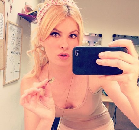 Adriana Abenia pornstar pictures