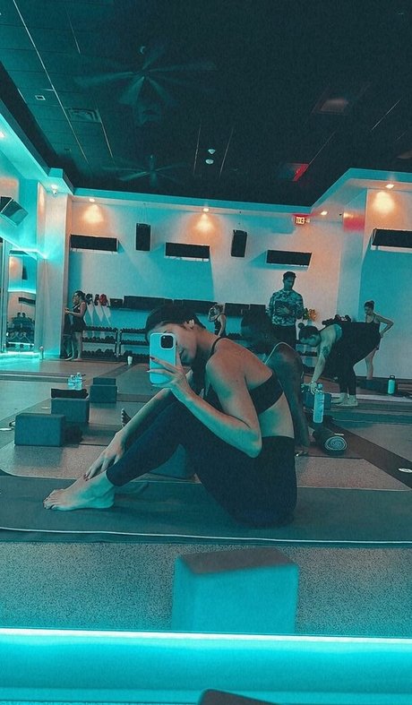 Arianny Negron xxx actress photo