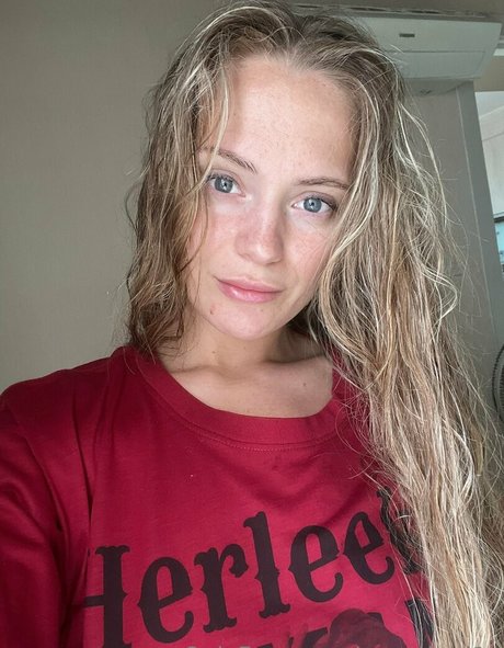 xgoodgirl1x star nude picture