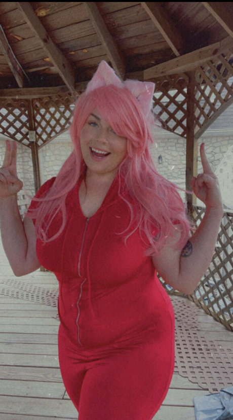 stepsiblings model exclusive pictures