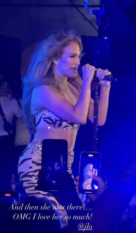 Jennifer Lopez free model pictures