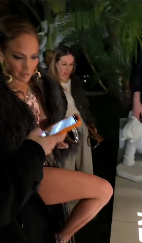 Jennifer Lopez Profile pic