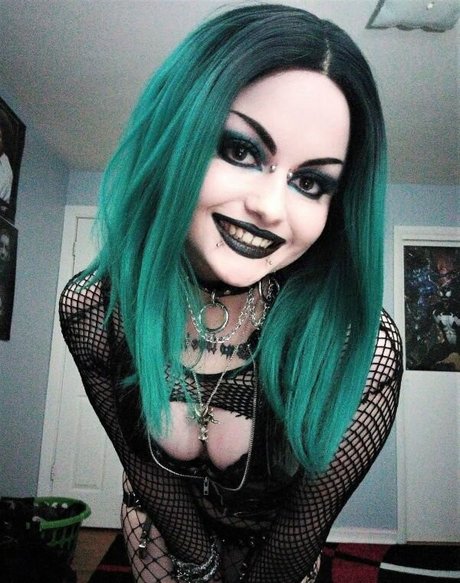 Girlbossnian erotic star pictures