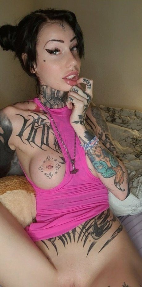 Serjenfox porn star photo