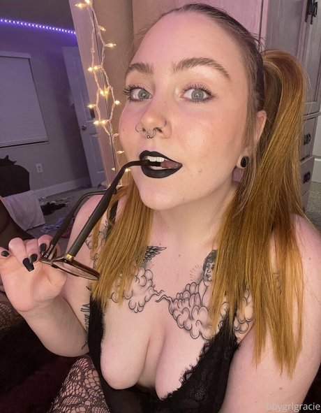 officialgraciexxx free star photo