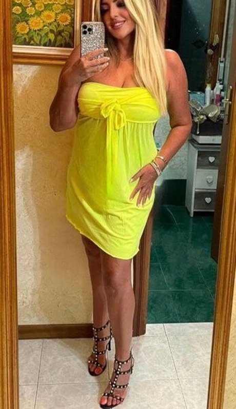 mature squirt onlyfans beautiful naked pic