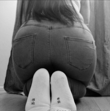 mystic kitty90 hot model picture