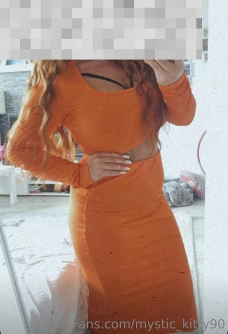 mystic kitty90 erotic actress photo