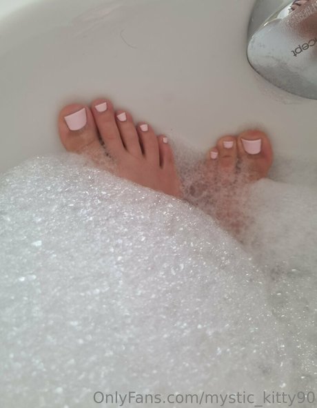 mystic kitty90 star nudes pics