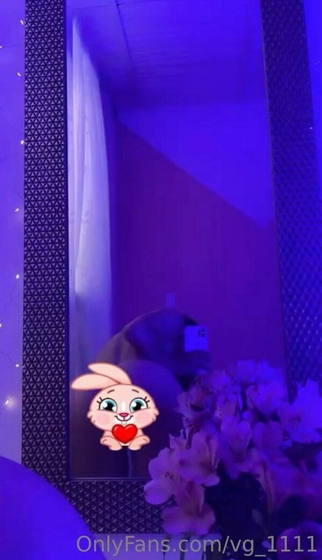 Vg 1111 pornstar naked photo