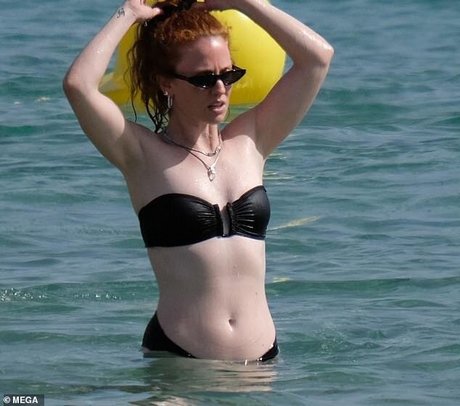 Jess Glynne pornstar image