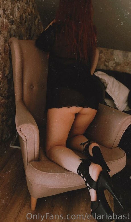 ellariabast model pretty photos