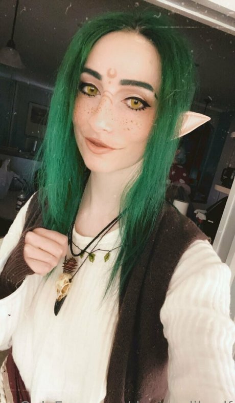 deviouslilwolf beautiful model archive