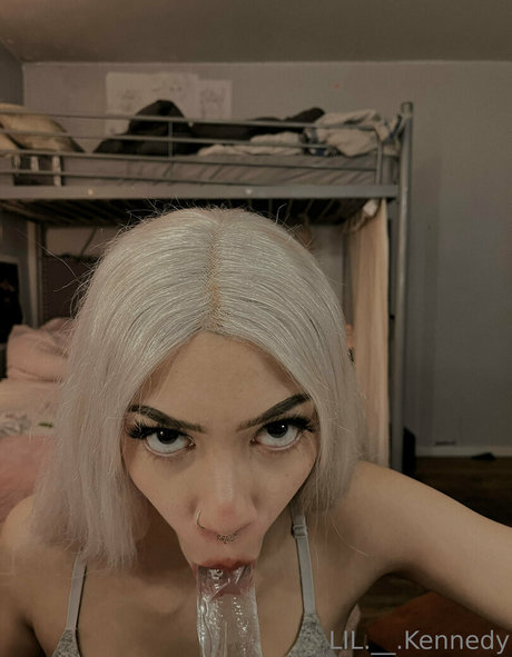 valencia dabratt pornstar erotic image