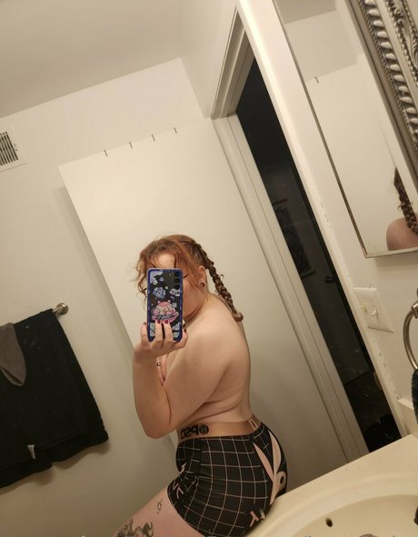 lunar ashe star hot images