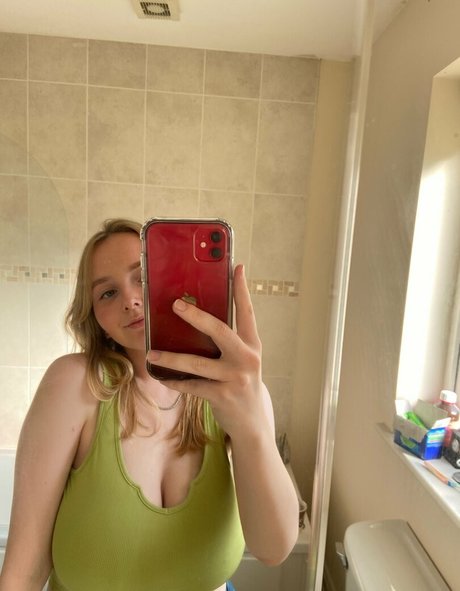 Katie O star naked photos