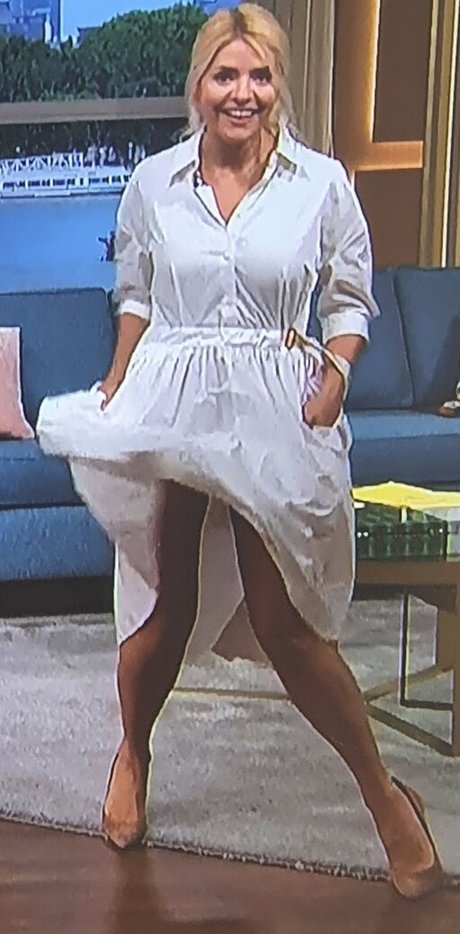 Holly Willoughby sexy actress image