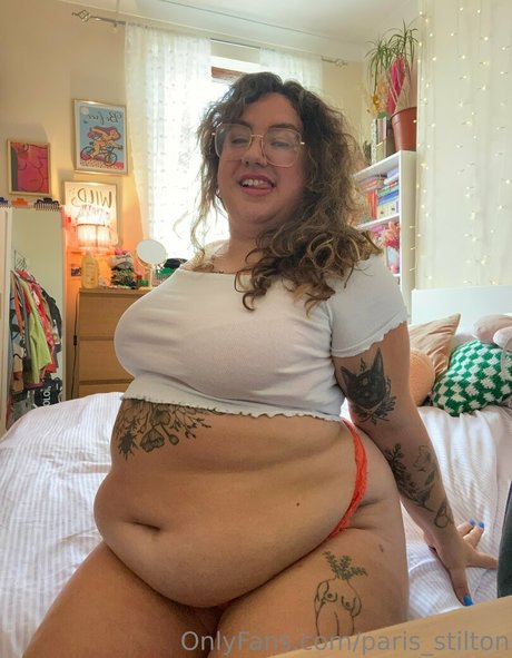 paris stilton pornographic model pictures