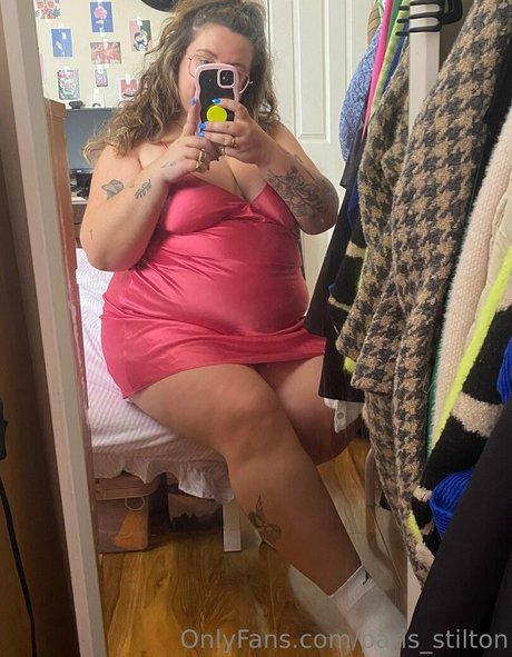 paris stilton model high quality img