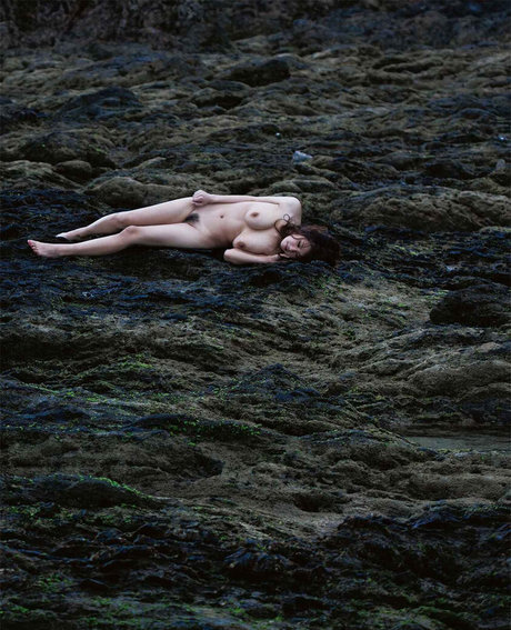 Shion Utsunomiya model sex gallery