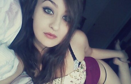 almostanelephantx naked actress photo