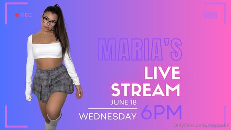 mariaakk model top image