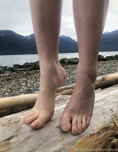 hhannahraee star beautiful pic