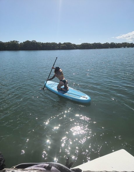 skyesharp pretty model pic